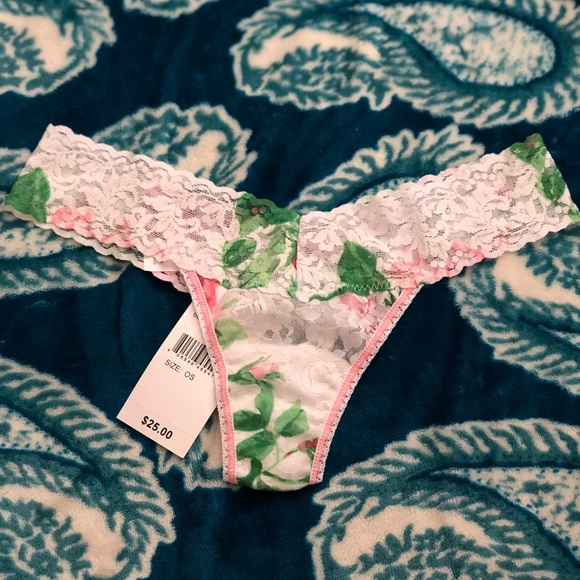 Low rise thongs - Picture 4 of 6